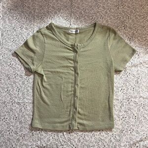 Medium Women's Short Sleeve Shirt